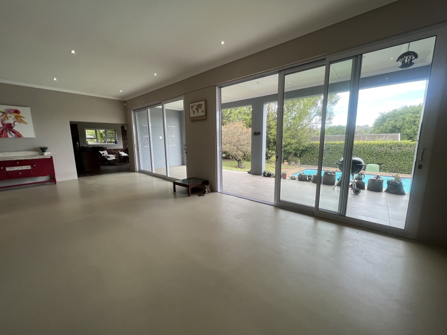 5 Bedroom Property for Sale in Nahoon Eastern Cape